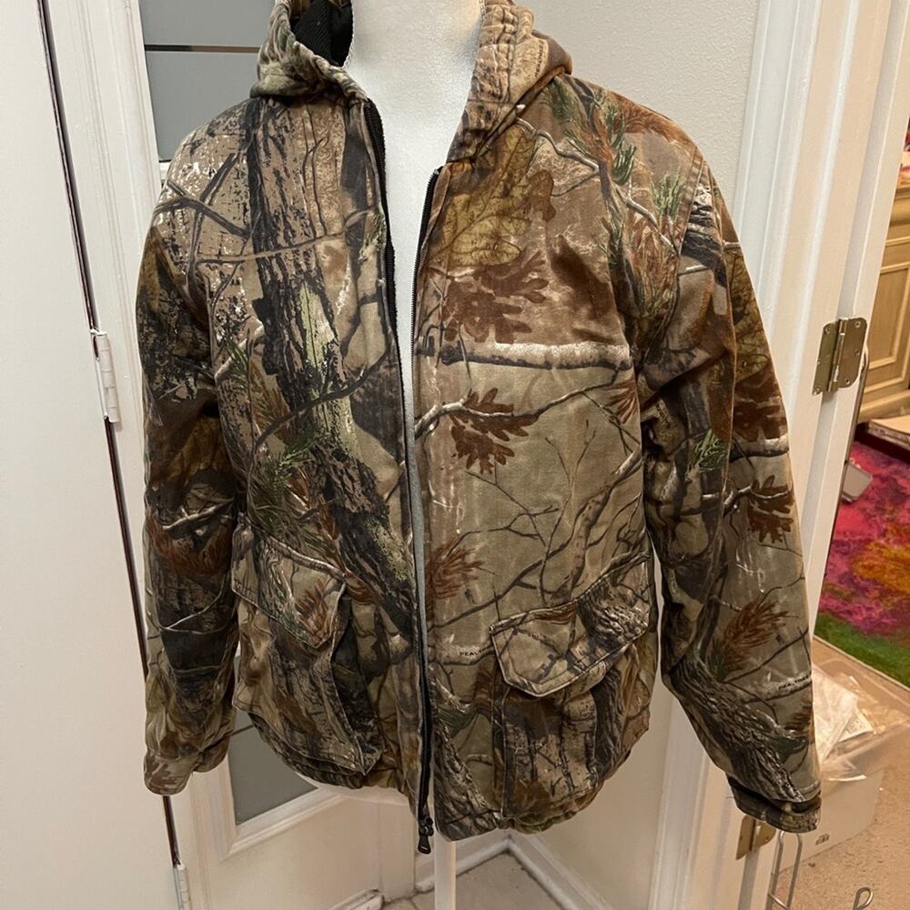 Realtree Camouflage Hooded Men's Hunting Jacket Size L